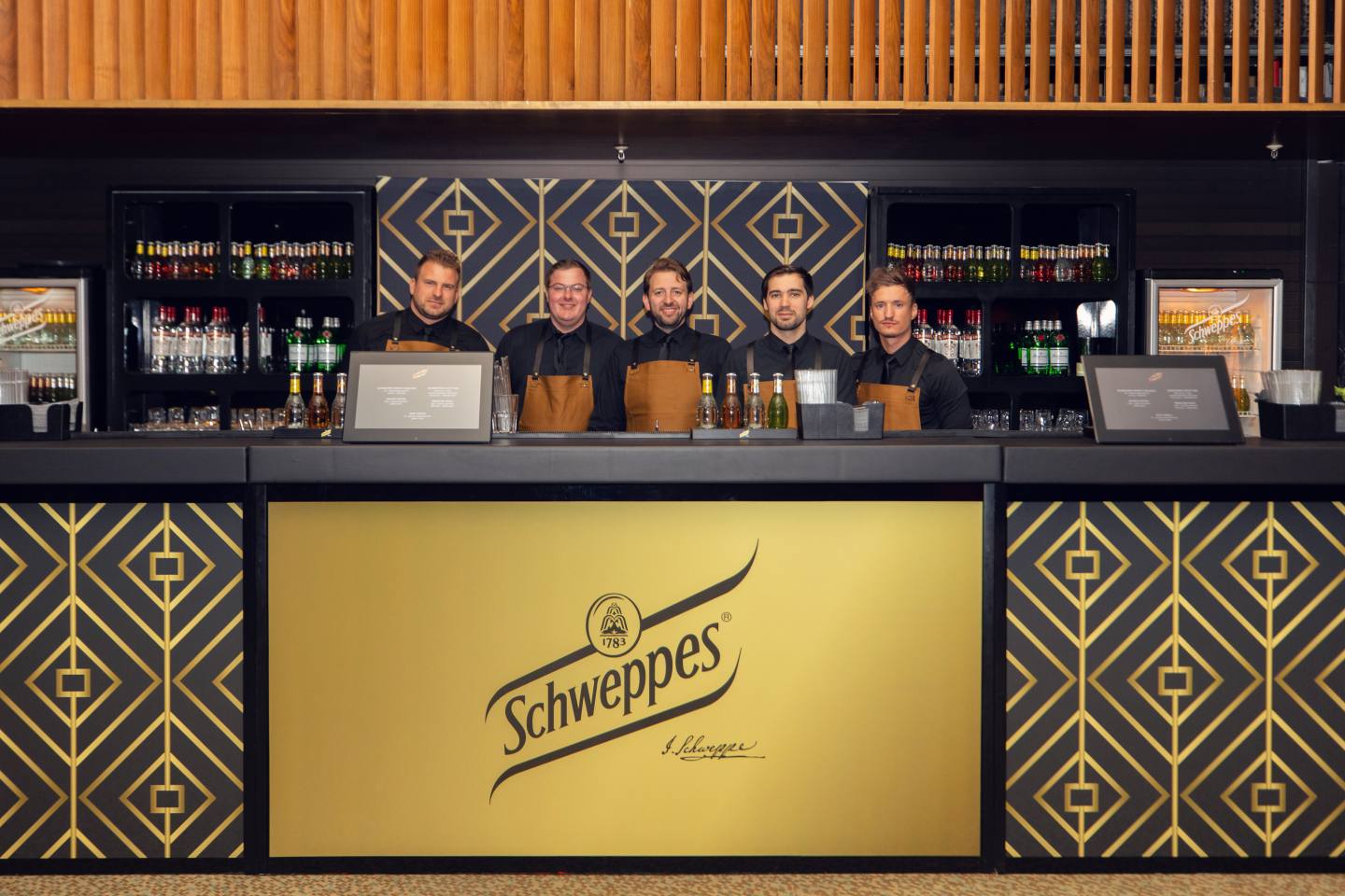 Gin Tasting Berlin: Ein unvergessliches Erlebnis mit 30 erlesenen Sorten beim Potsdamer Platz