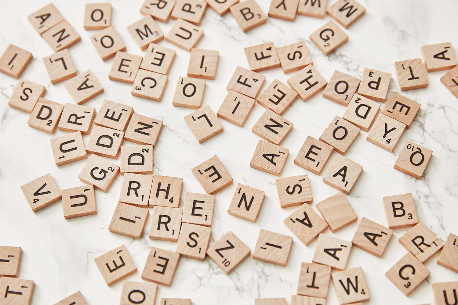 Kreative Wortkombinationen für Scrabble – finde sie mit Scrabblemania
